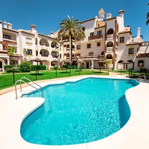 crown-resorts-club-calahonda.1costadelsol.com/